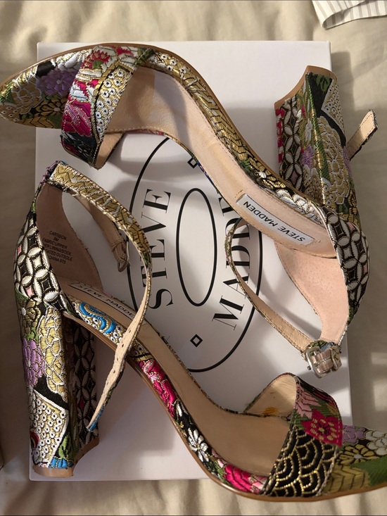 Steve Madden Shoes - Steve Madden Gold Multicolor Embroidered Block Heel Sandals